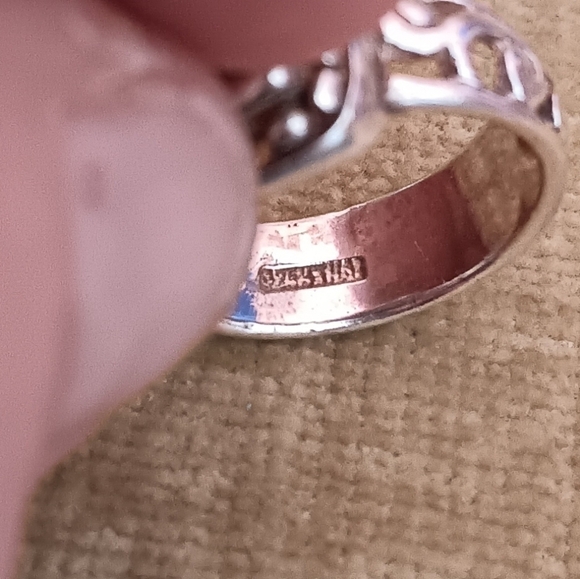 925 Silver Stamped Aqua Blue Square Cut Crystal Scroll Cut Out Ring - Picture 7 of 7